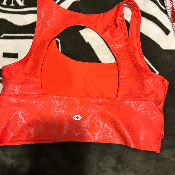 Sports bra - Picture 2 of 3